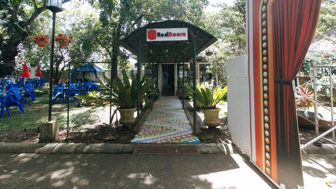 Reddoorz Premium @ Ouan'S The Farm Resort Lucena Buitenkant foto