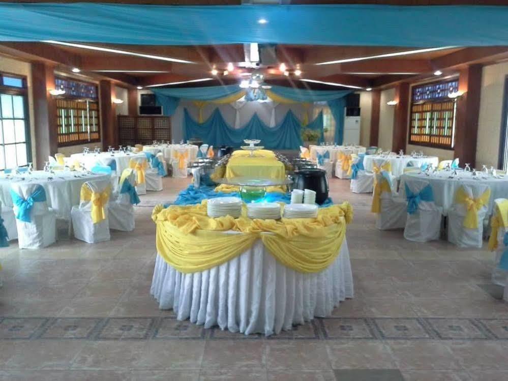 Reddoorz Premium @ Ouan'S The Farm Resort Lucena Buitenkant foto