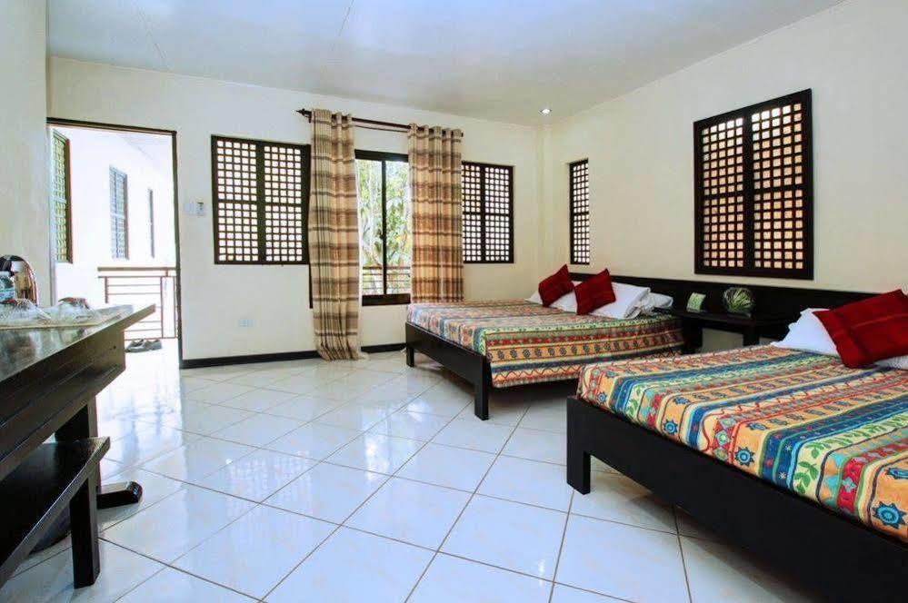Reddoorz Premium @ Ouan'S The Farm Resort Lucena Buitenkant foto